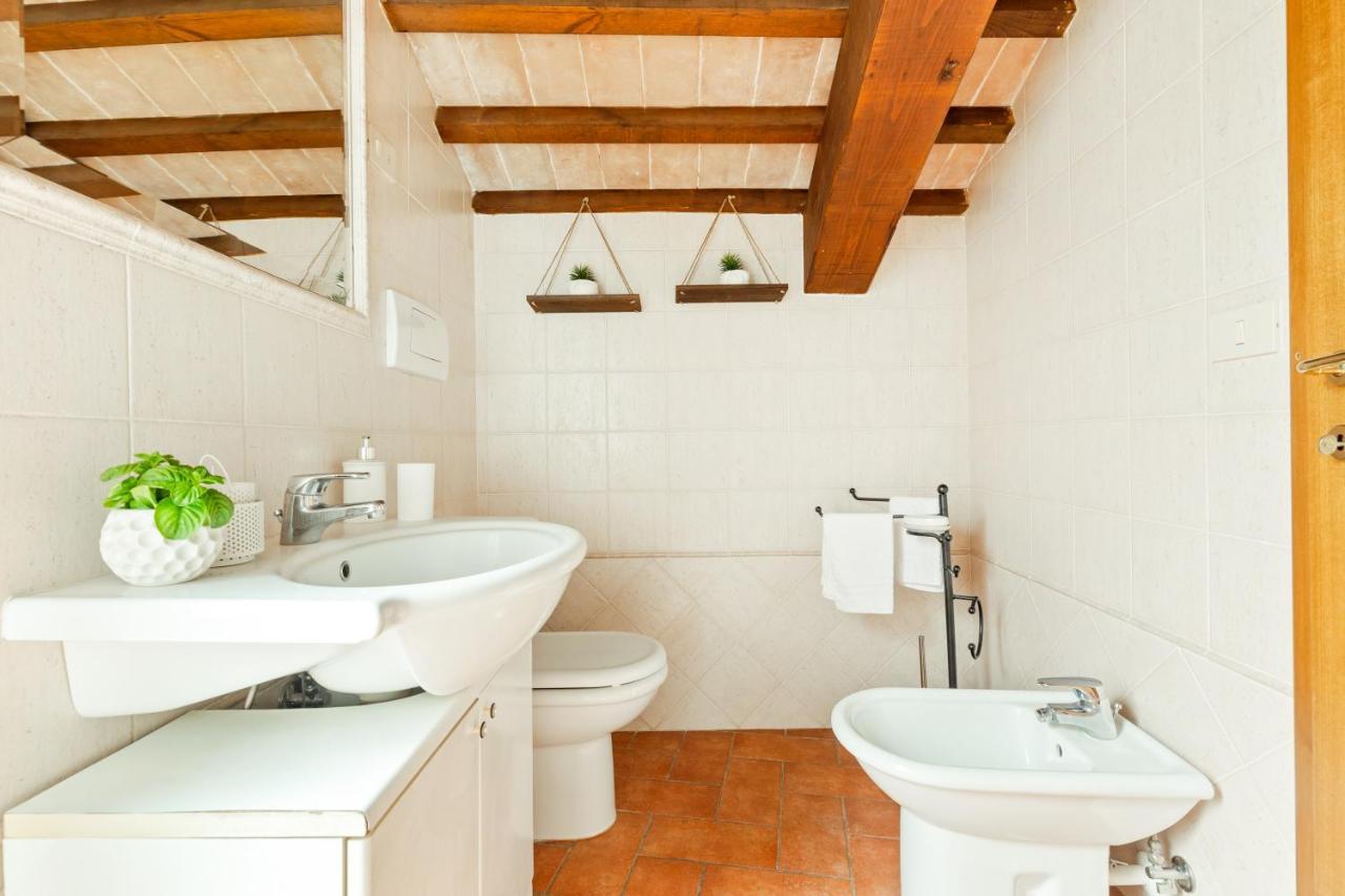 Noi2Vacanze Fortino D'Amore Contignano Exterior foto